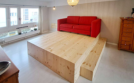Bild 824: Podest mit ausziehbarem Bett