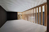Bild 399: Hochbett mit Treppenschrank