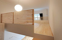Bild 845b: Hochebene in Raummitte mit Treppenschrank