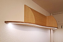 Bild 628: LED-Beleuchtung für maßgefertigtes Wandregal