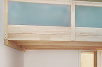 Bild 877c: Hochetage mit großer Treppenregalwand