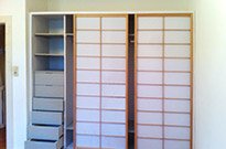 Bild 093: Shoji-Einbauschrank, Kiefer, Hemlock