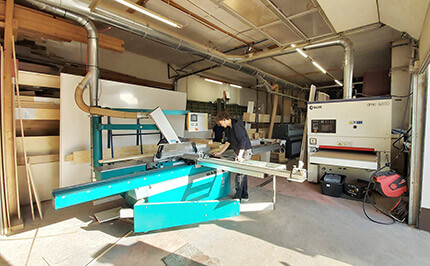Bild 426: Tischlerei / Werkstatt