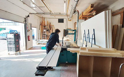 Bild 428: Tischlerei / Werkstatt