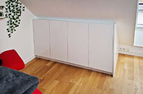 Bild 643: Drempelschrank mit Falttür