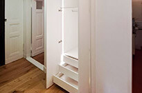 Bild 787: Flurschrank mit LED-Beleuchtung