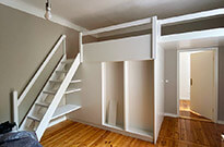 Bild 453: Hochebene mit begehbarem Kleiderschrank