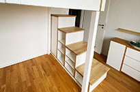 Bild 796: Treppenregal/Treppenschrank für Hochbett